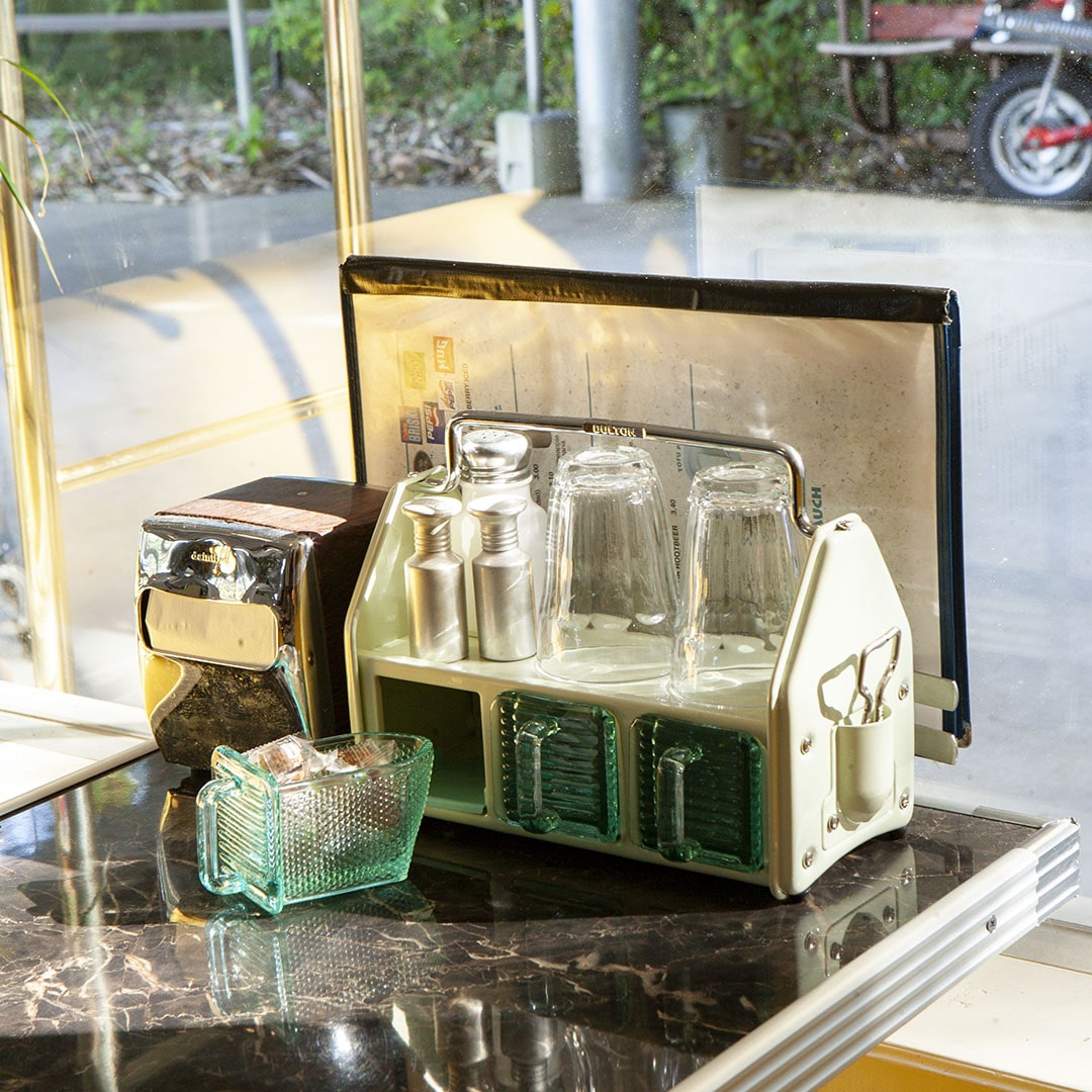 Dulton Metal Storage Table Organizer