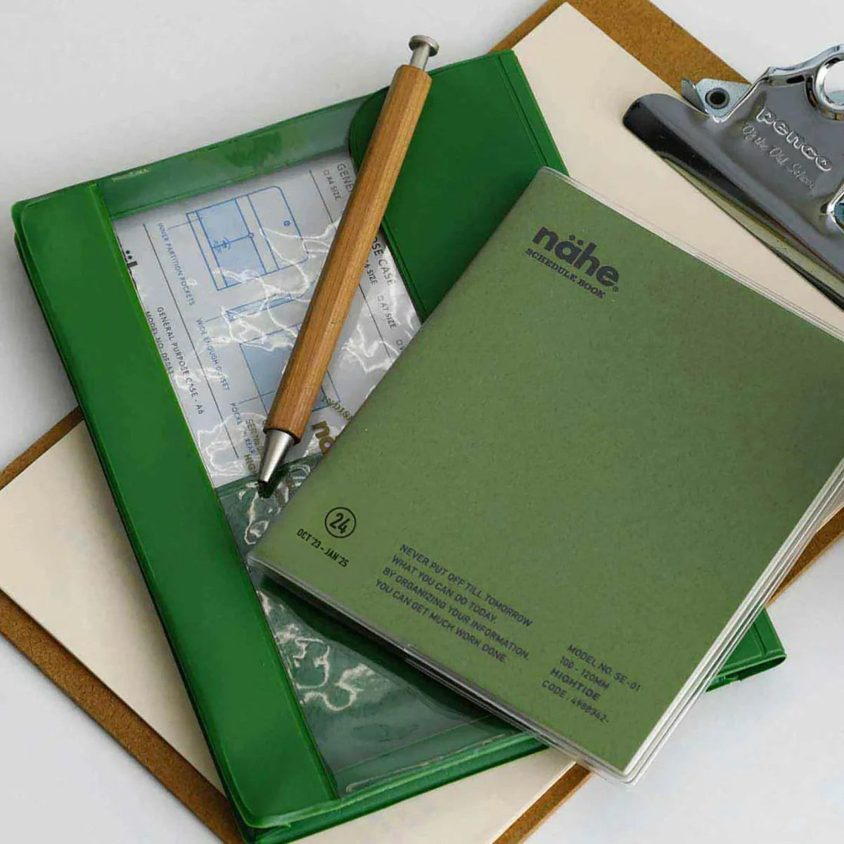 Nahe Square 2026 Planner / Olive