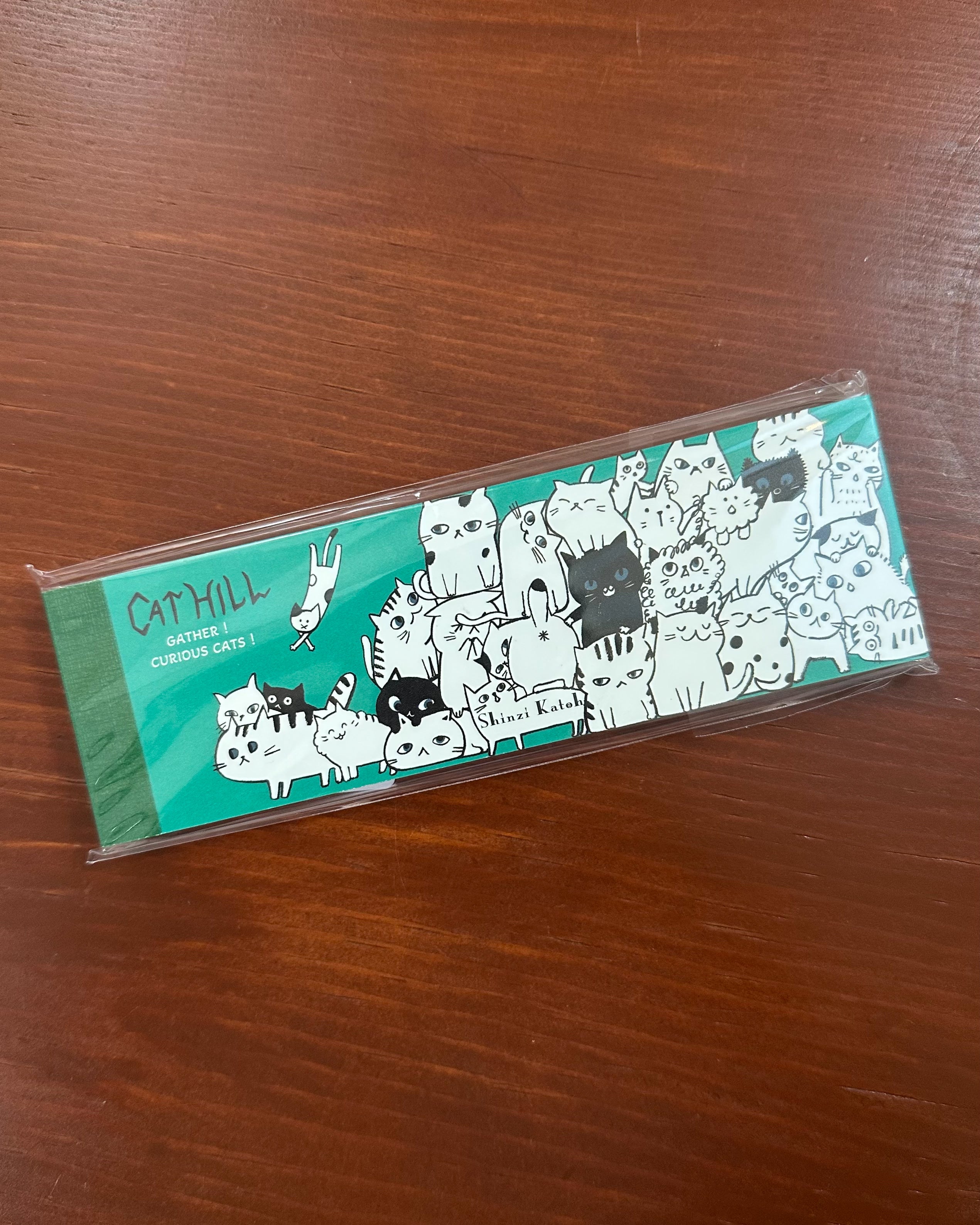 Shinzi Katoh Slim Memo Pad / Cat Hill / Green