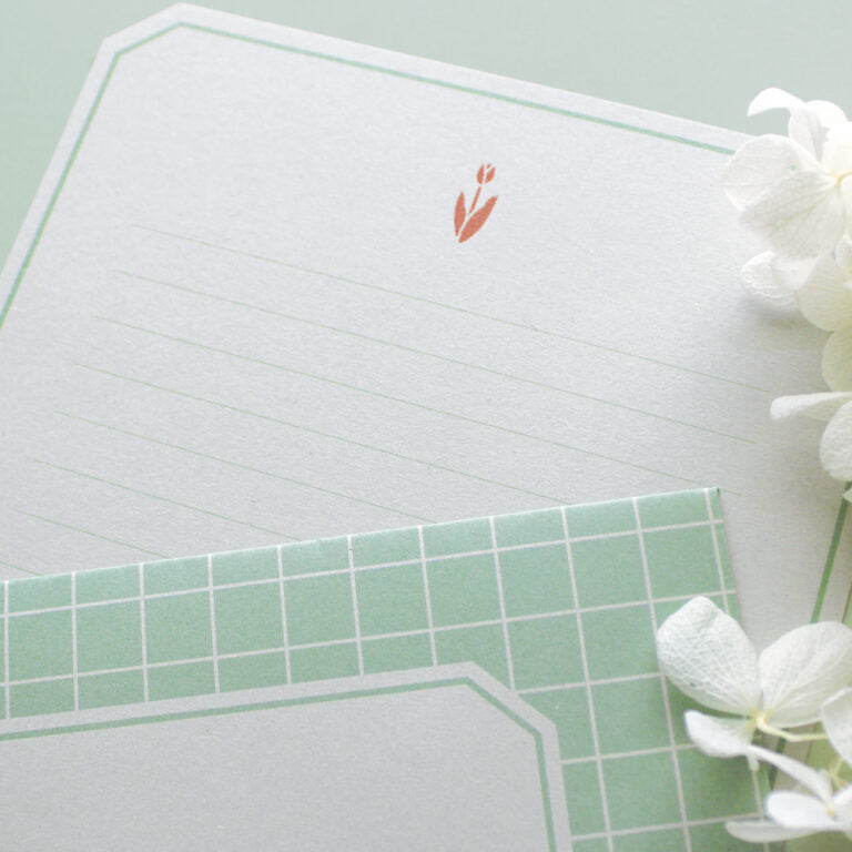 Le Lin Letter Set / Green Tile / Tulip