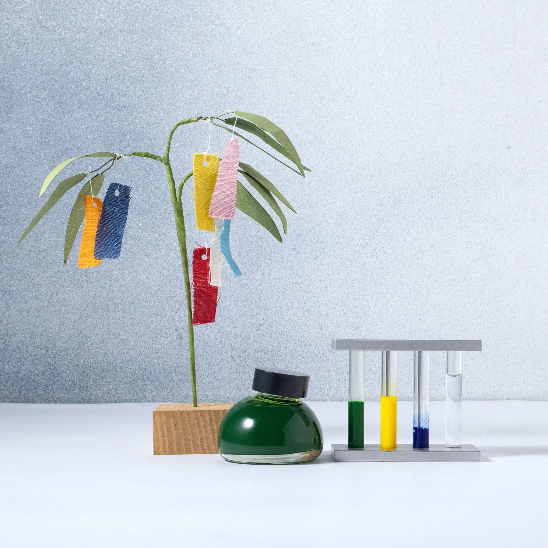 Kakimori Colour specimen 217 - The rustle of bamboo leaves