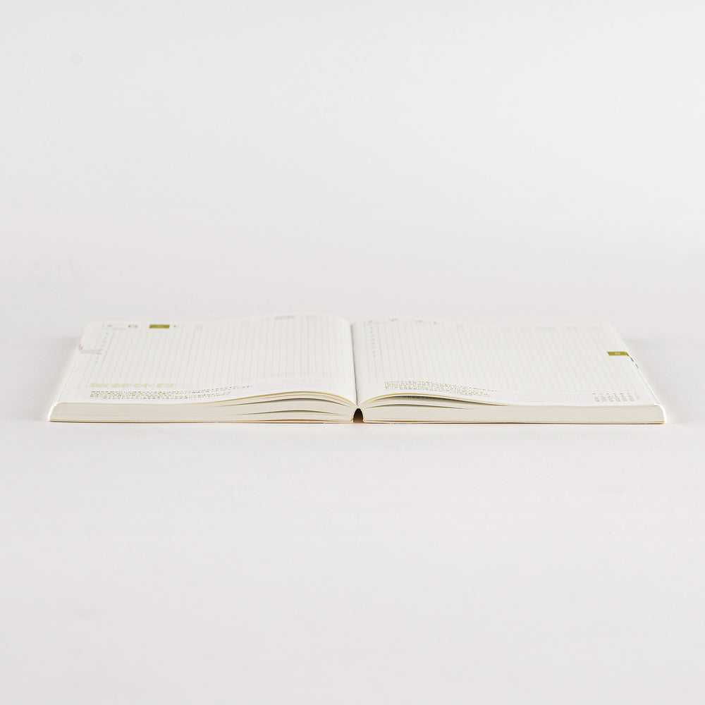 Hobonichi Techo 2027 / A5 Cousin Book / English