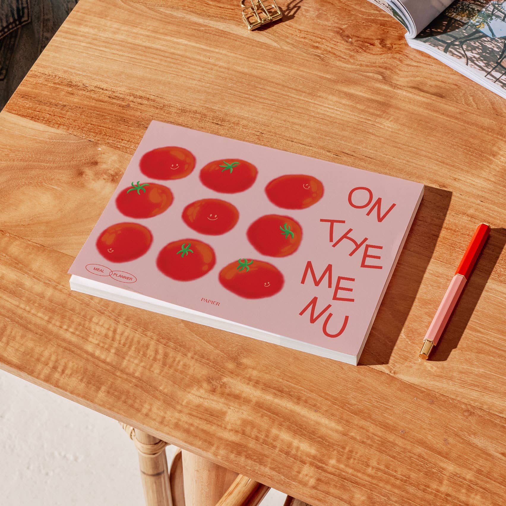 Weekly Meal Planner & Grocery List / Tomatoes