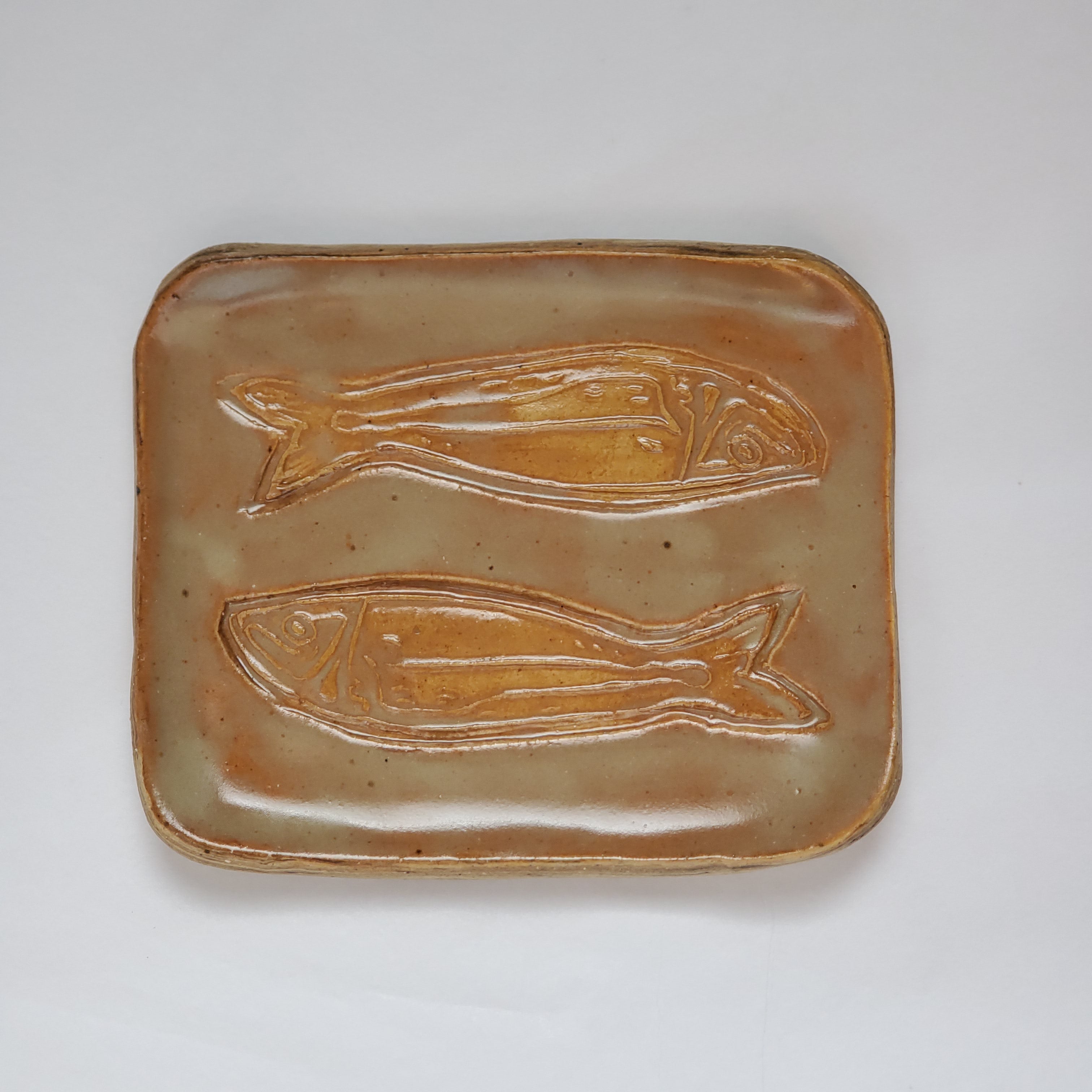 Curio Ceramic Fish Dish