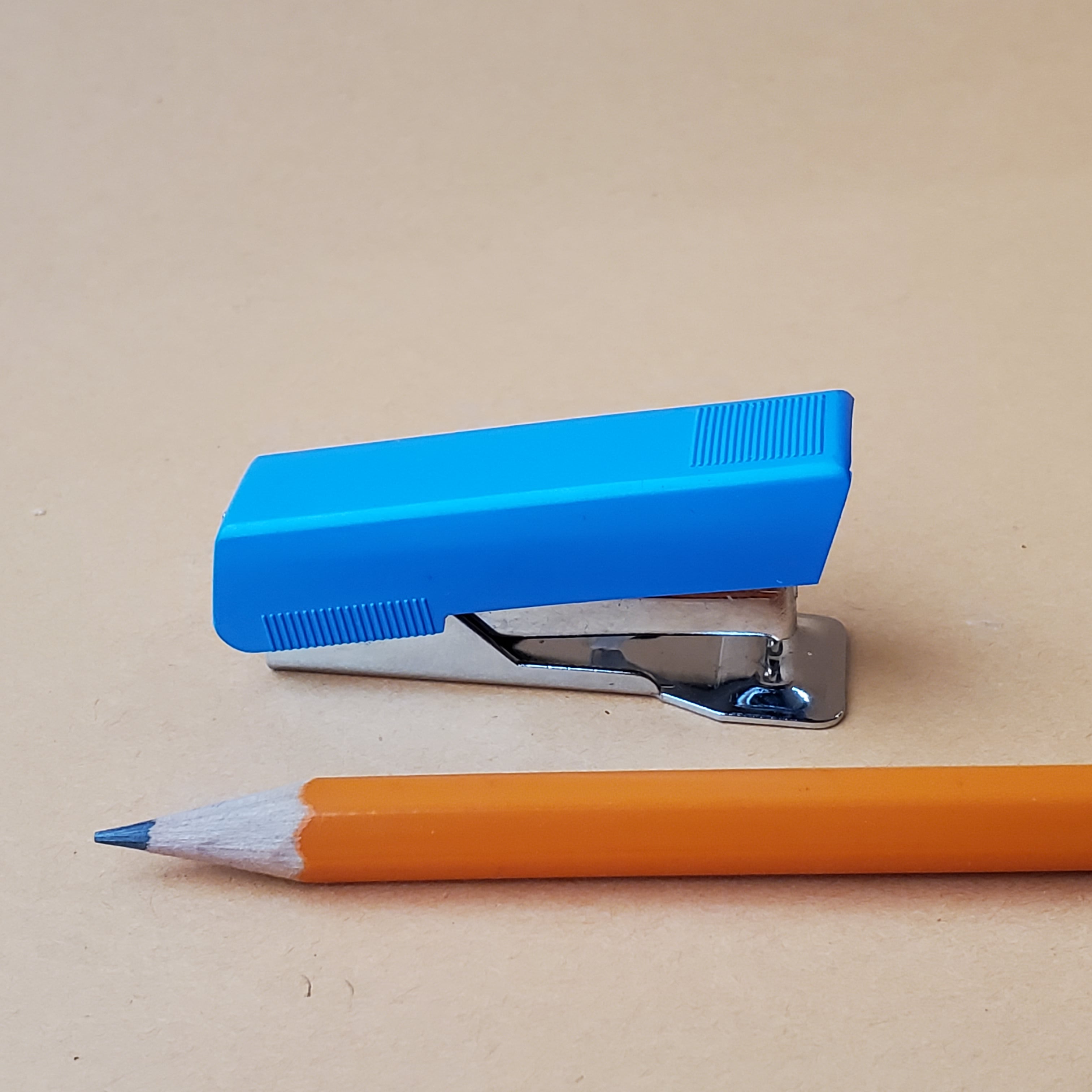 Vintage Petrus Mini Stapler Set