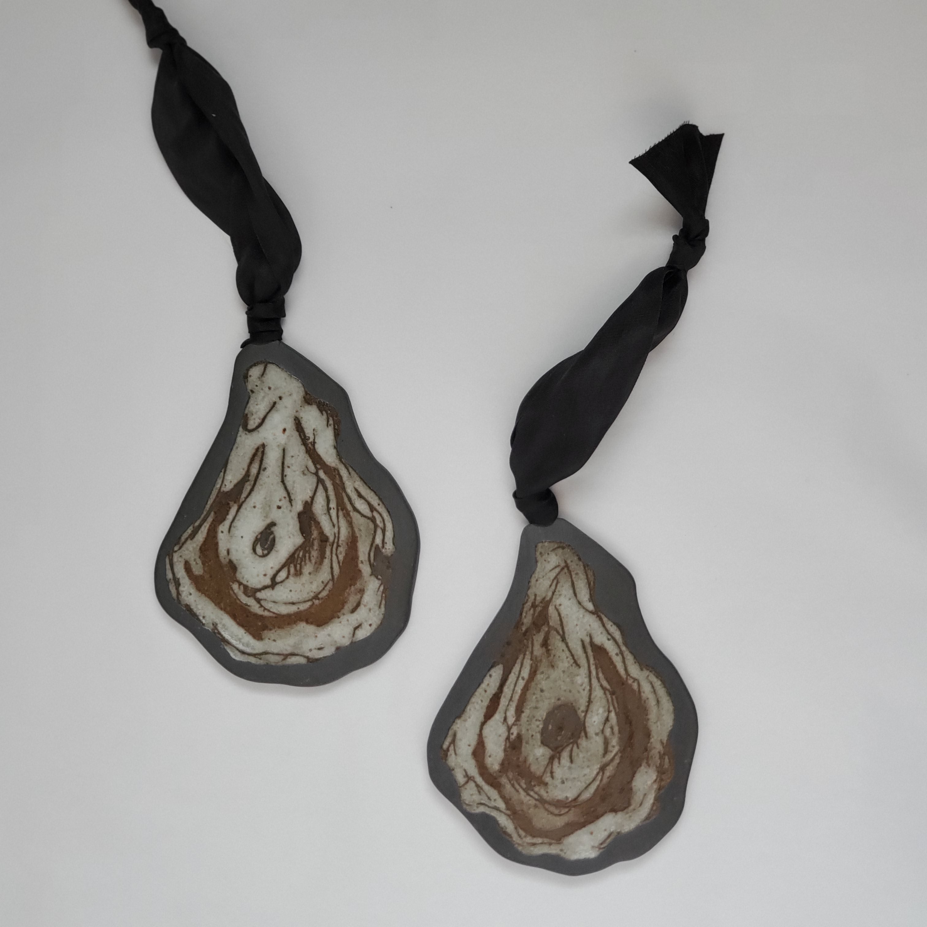 Curio Ceramic Oyster Ornament