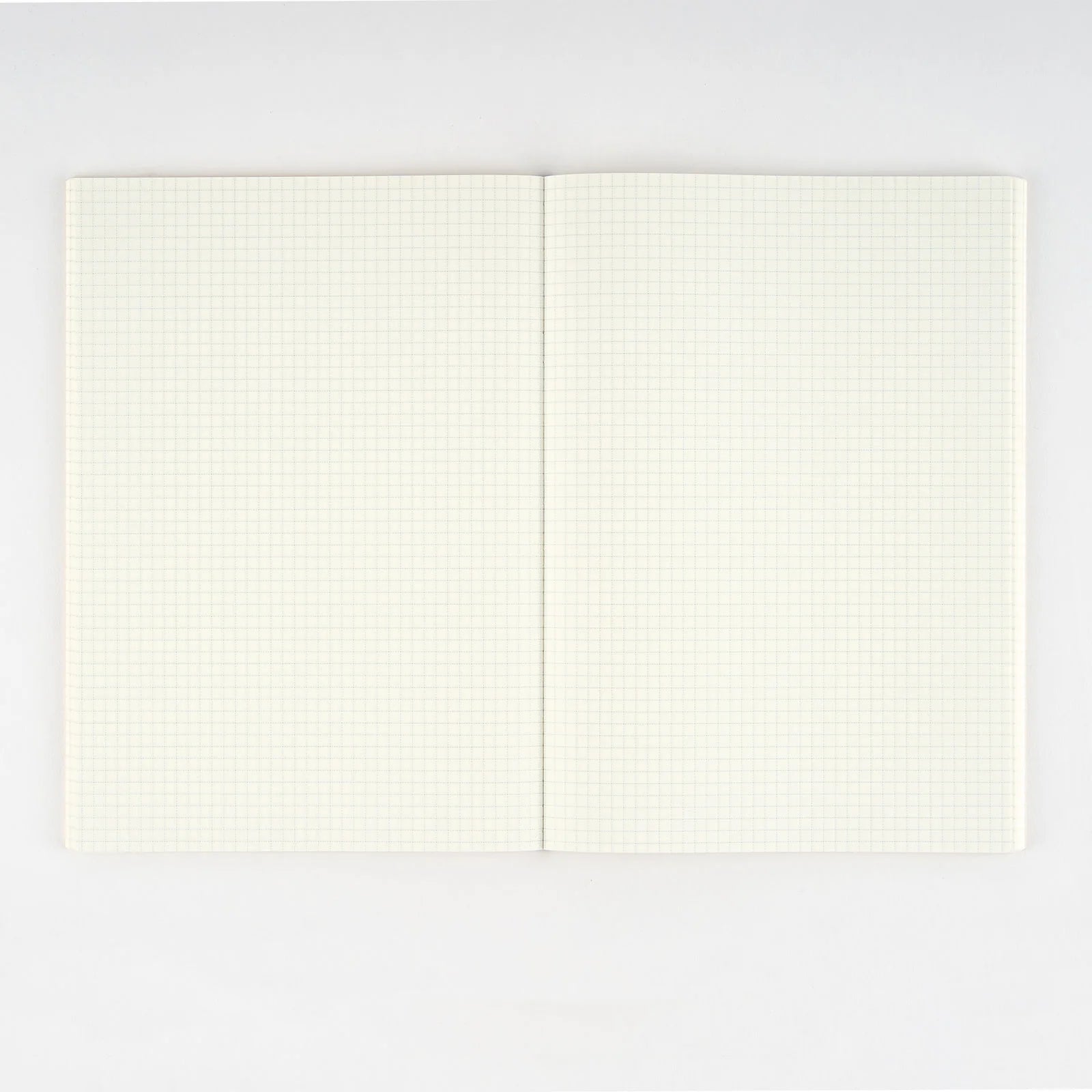 Hobonichi Grid Notebook / A5 / Tomitaro Makino