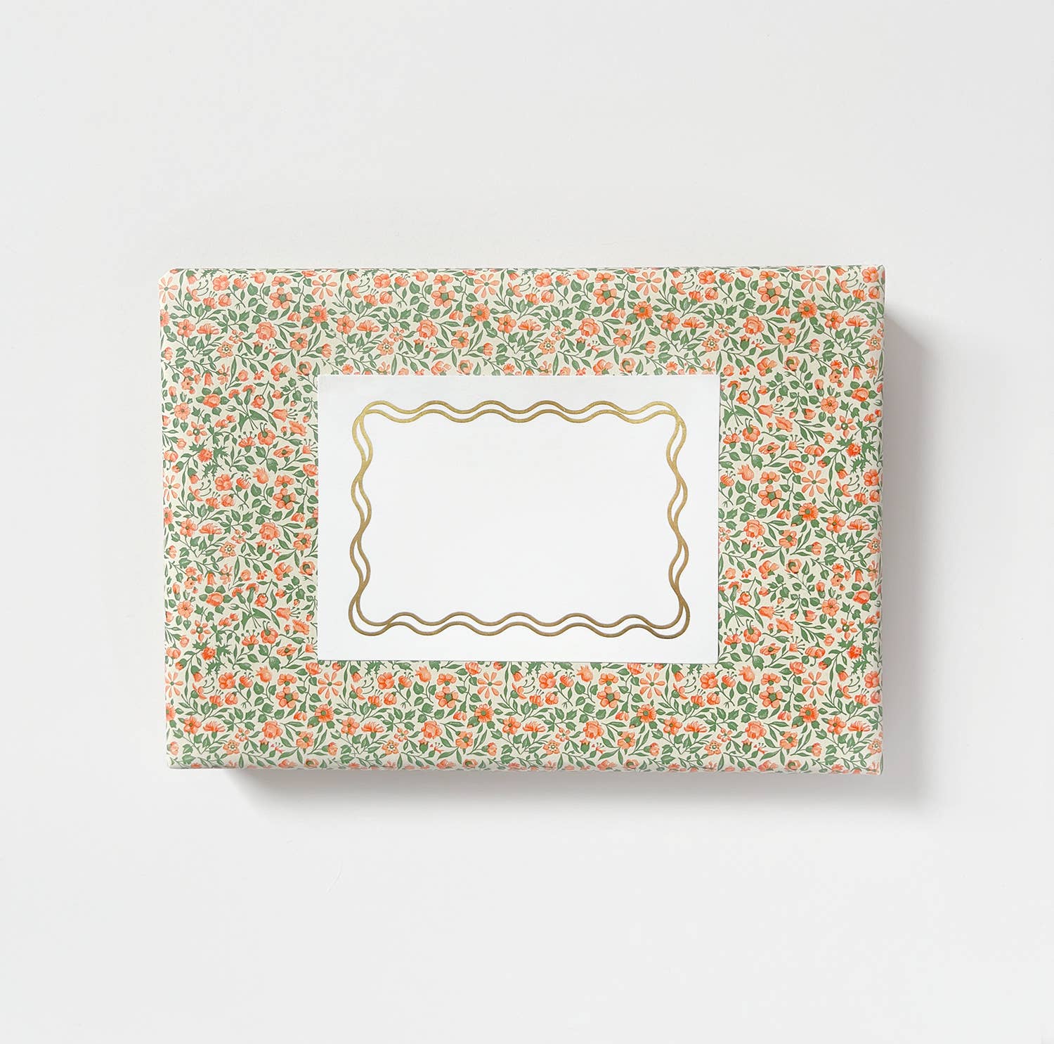 Set of Luxe Address / Gift Labels / Gold Scallop on White