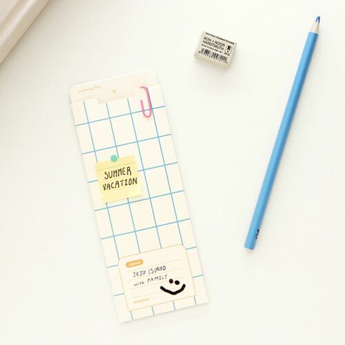Slim Archiving Pocket Holder