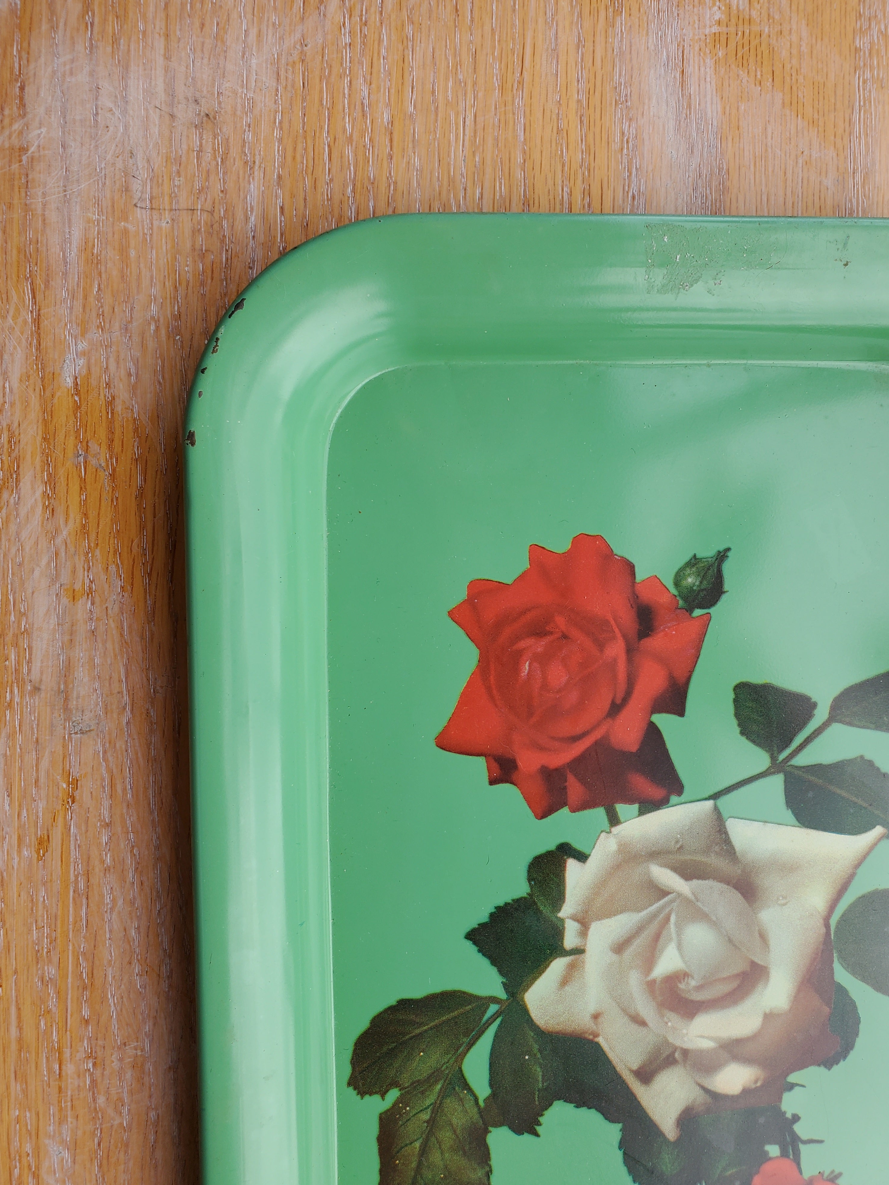 Vintage Tin Tray / Small / Roses on Green