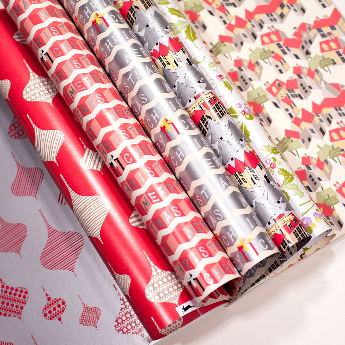 Gift Wrap and Creative Paper Book / Christmas