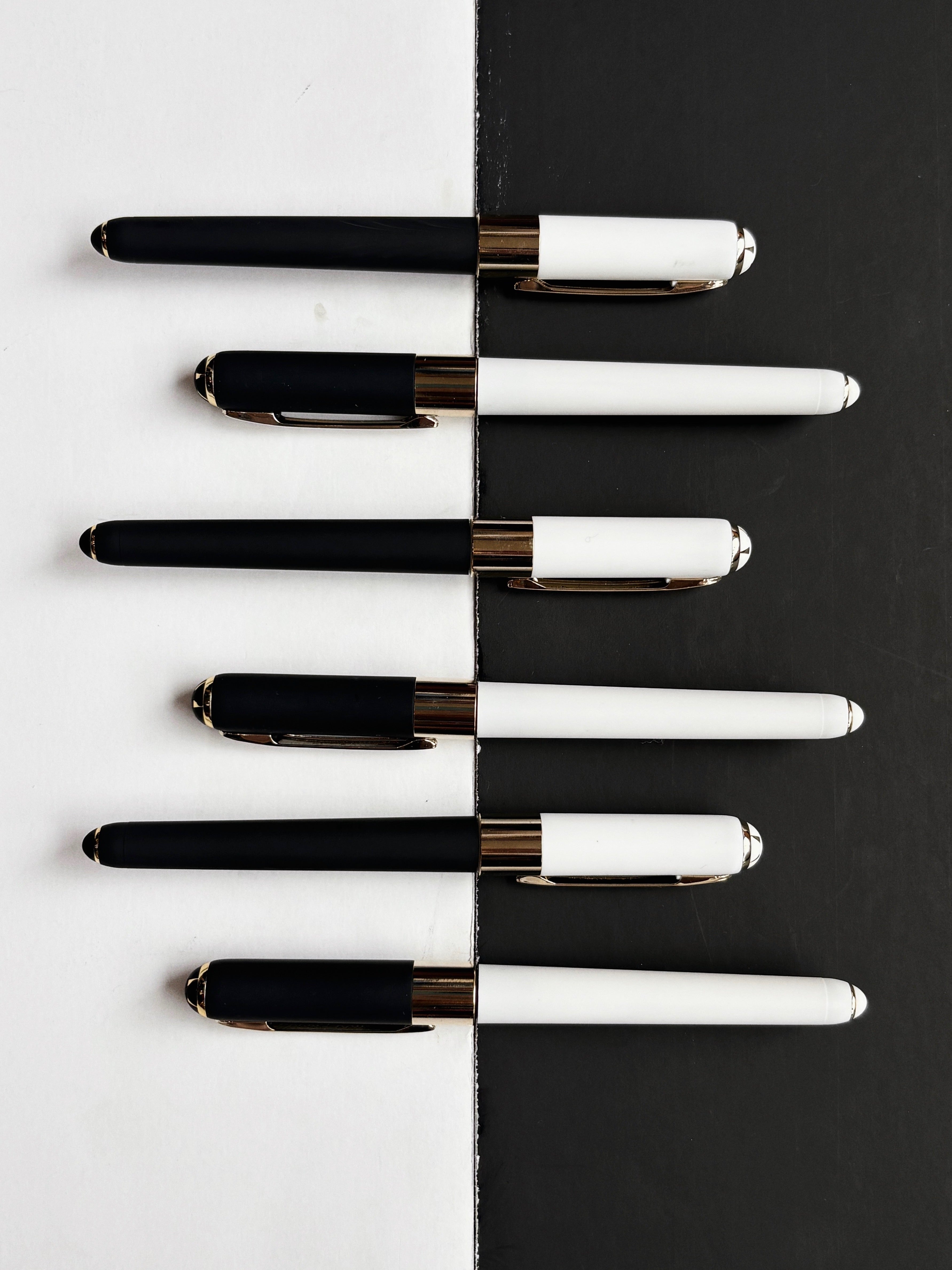 Special Edition Black and White Monaco Pen