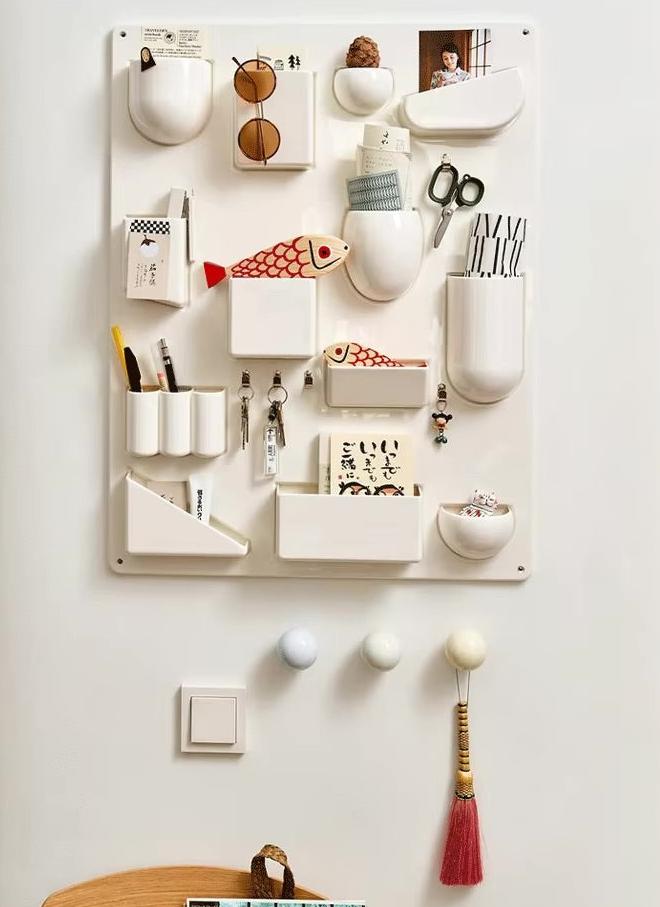 Molded Wall Organizer / Beige