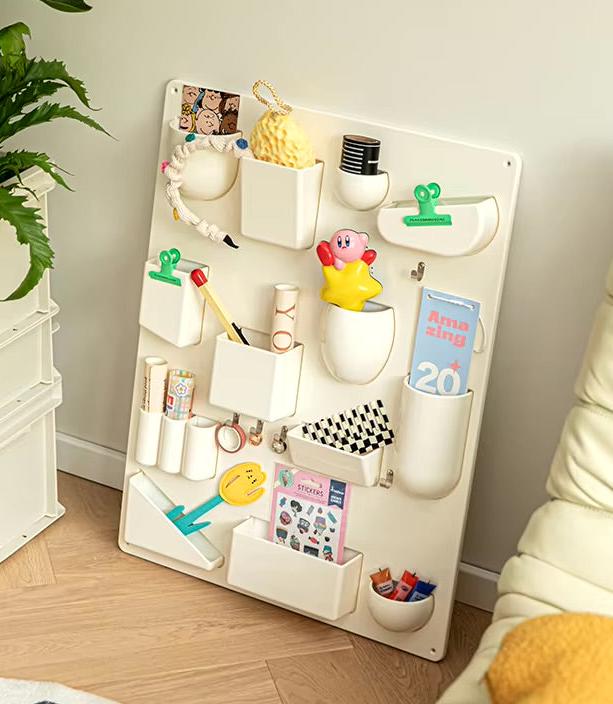 Molded Wall Organizer / Beige