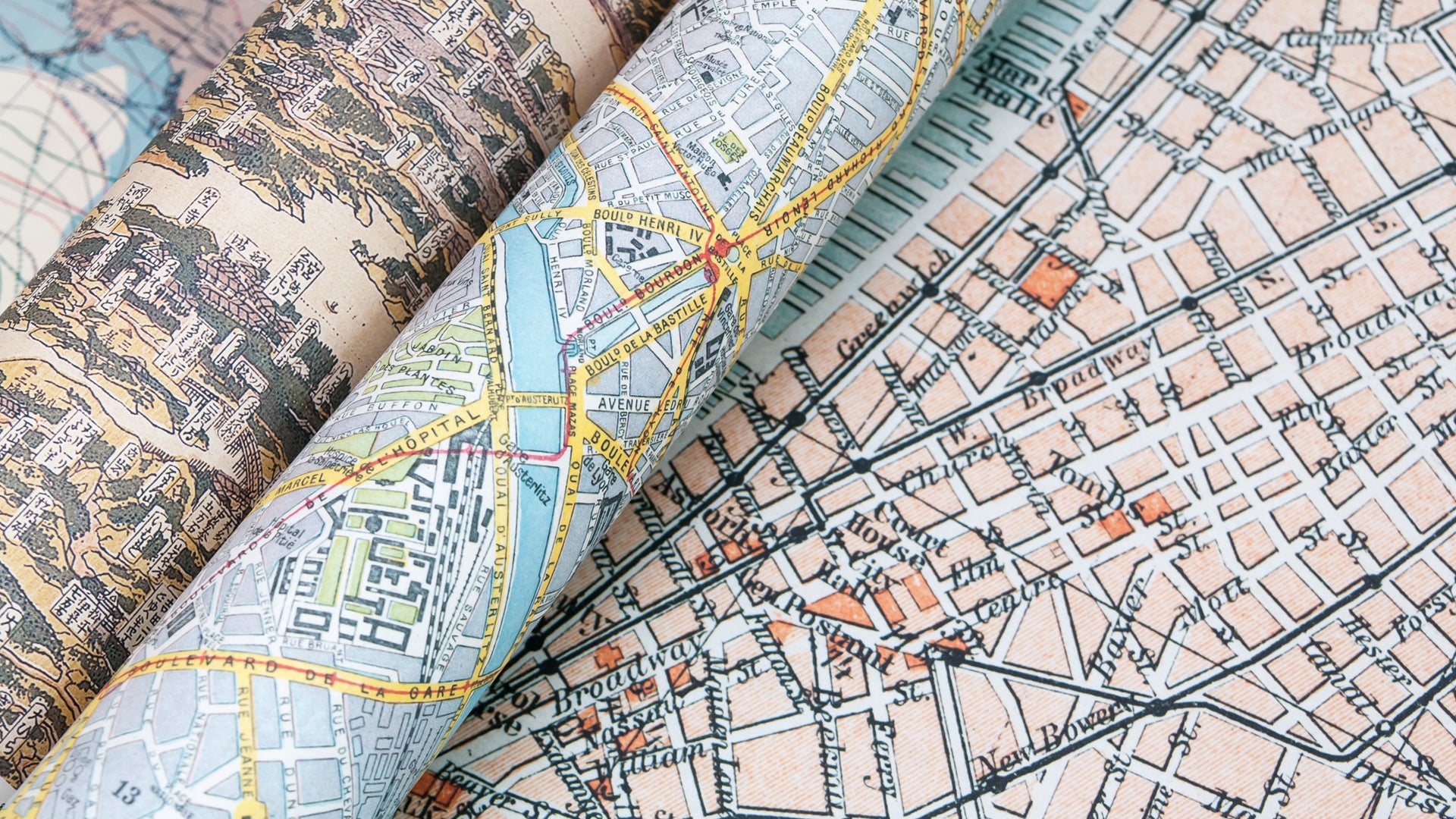 Gift Wrap and Creative Paper Book / Maps