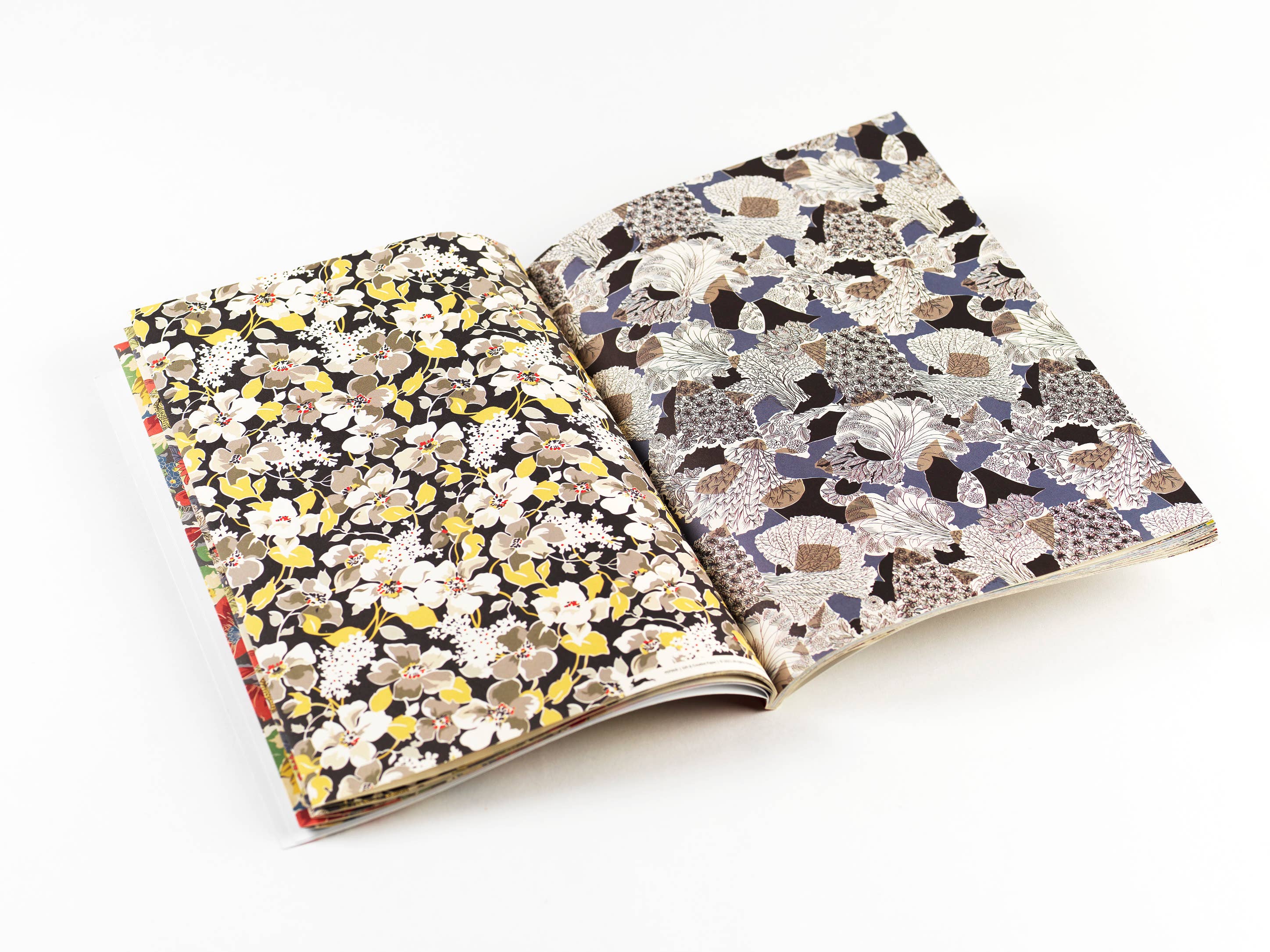 1950s Flowers Gift & Creative Paper Book Vol. 108