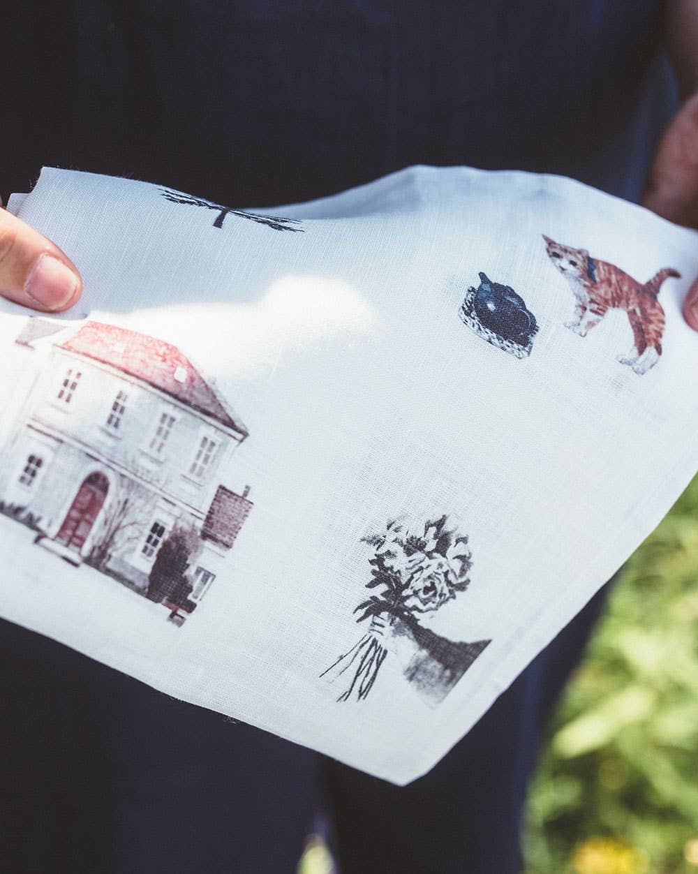 Linen Handkerchief by M.Ogihara / Living With Cats