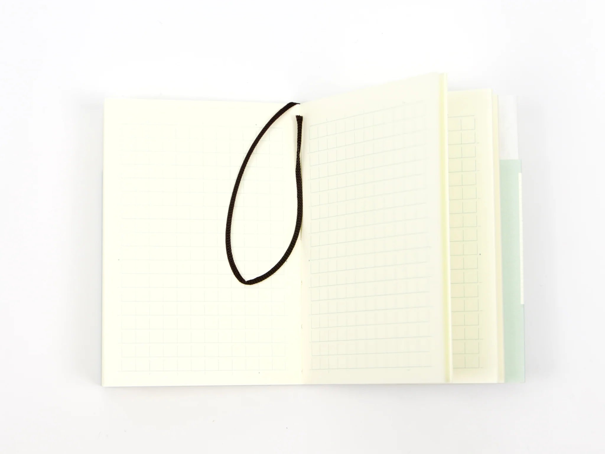 Midori MD Paper A7 Notebook / Grid