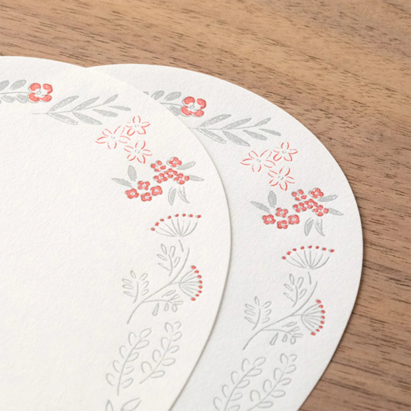 Letterpress Die-Cut Letter Set / Red Wreath