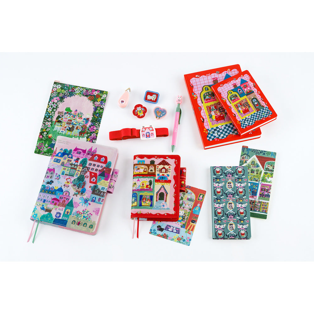 Hobonichi Techo Cover / A6 / Yumi Kitagishi: White Cat House