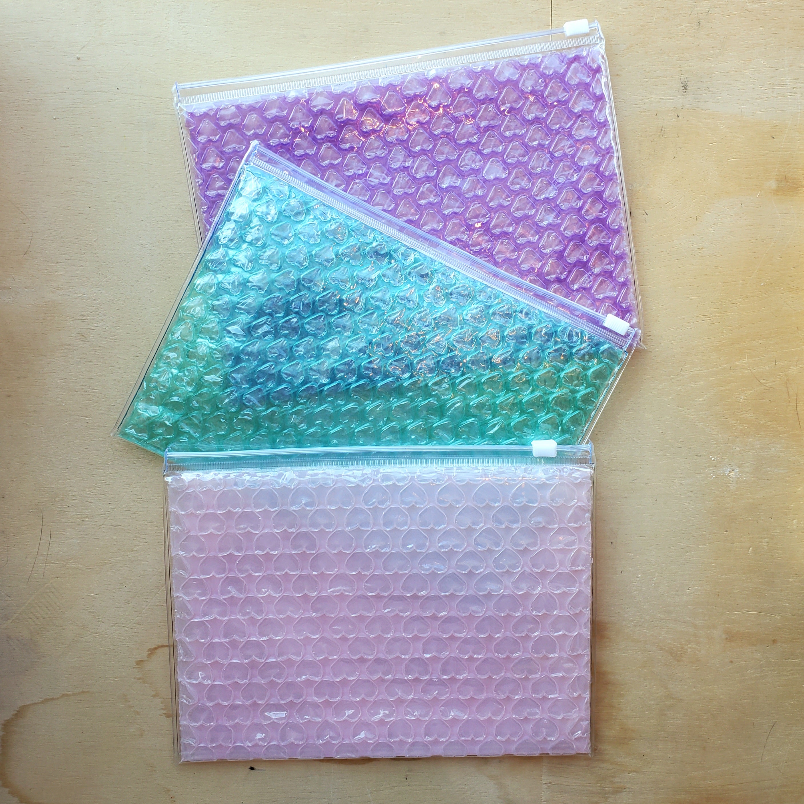 Bubble wrap zip pouch sale