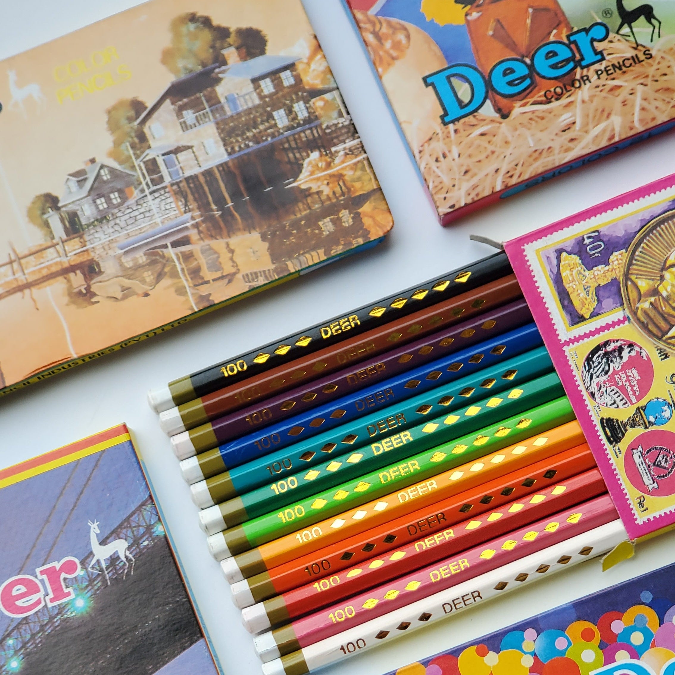 Vintage Deer Colored Pencil Set / 12 colors