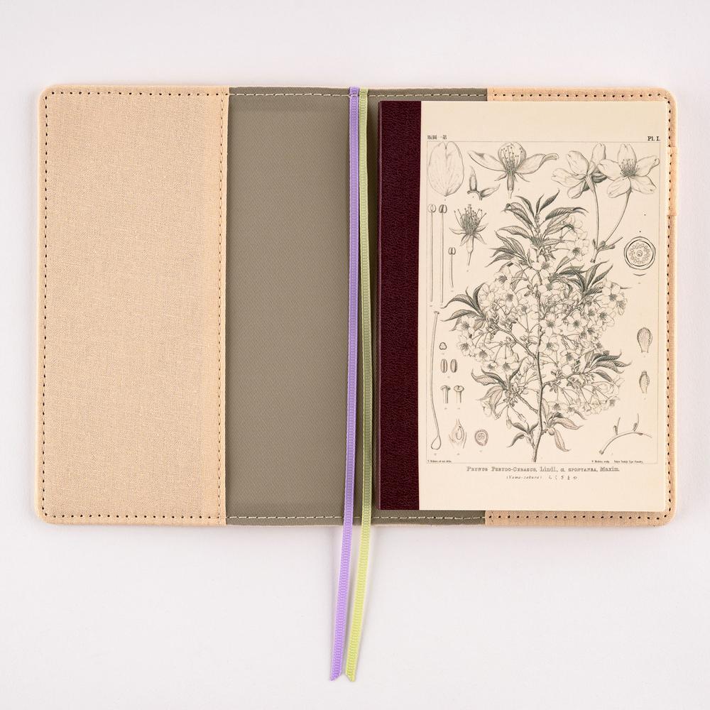 Hobonichi Techo / Tomitaro Makino: Hobonichi Graph Notebook (A6) - Yamazakura